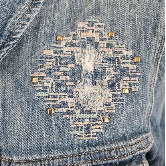 Levi's Women's Denim Jean Embroidered Jacket Size Small - Picture 3 of 7